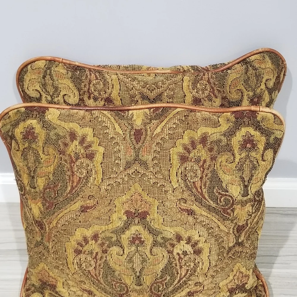 Pier 1 Import Pillow Box 3